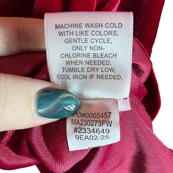 Fever Red Velour Keyhole Cut Out Tunic, Large - Picture 8 of 8